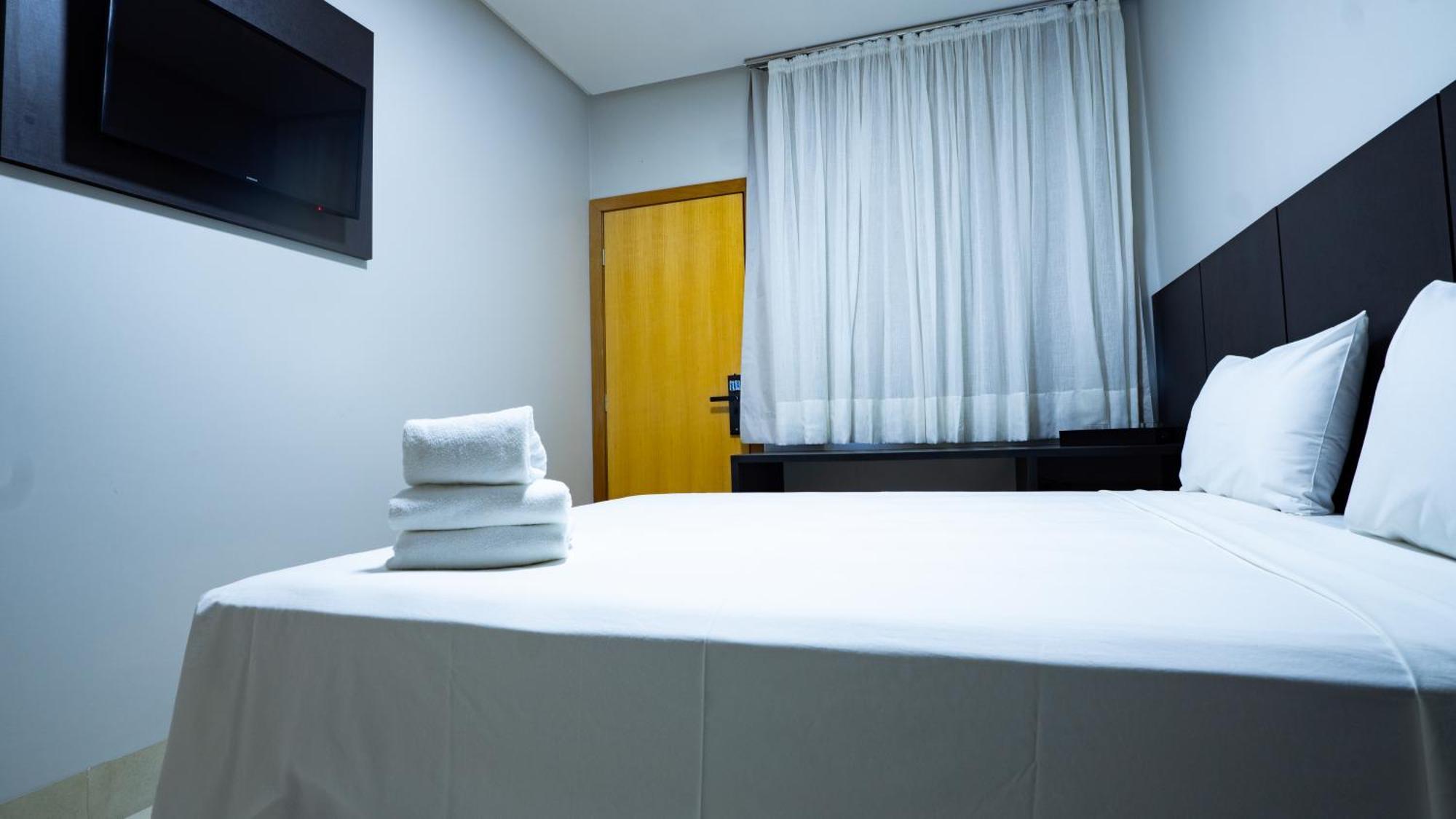 Hotel Buena Vista 戈亚尼亚 外观 照片